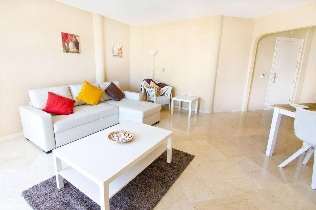 Spectacular Apartment In Matchroom Country Club Фуенхірола Екстер'єр фото
